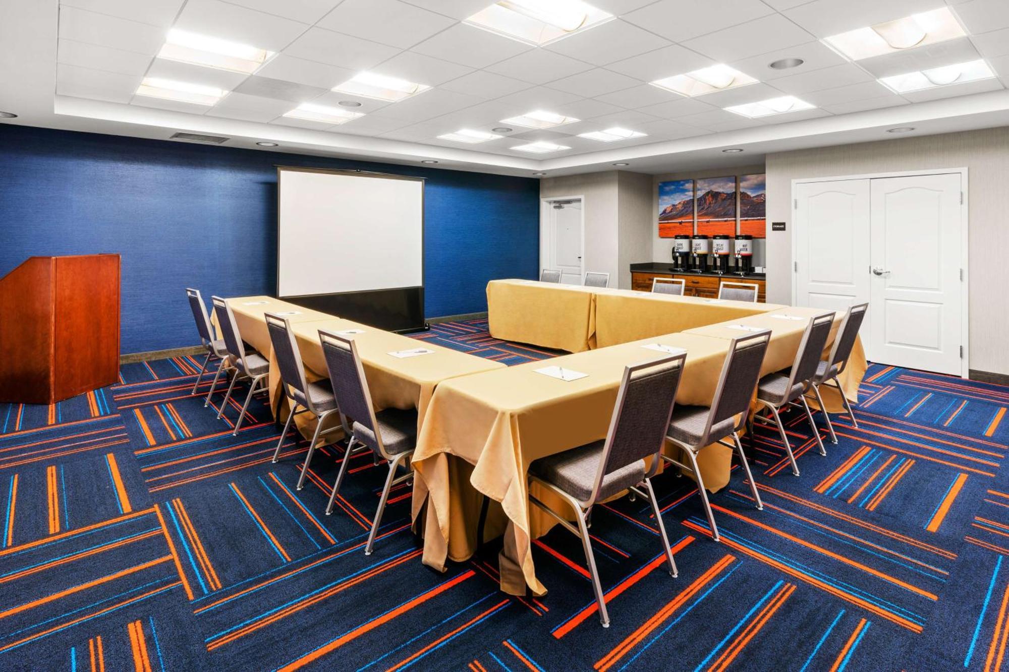 Hampton Inn & Suites Fairbanks Eksteriør bilde