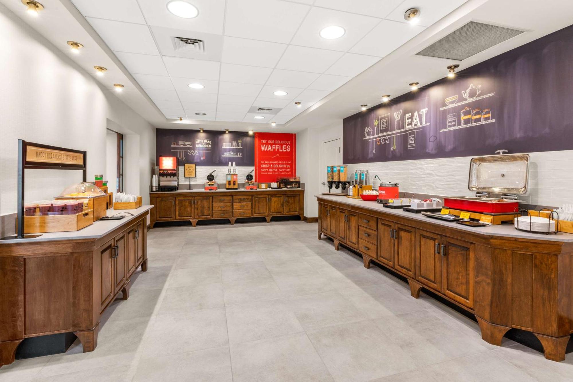 Hampton Inn & Suites Fairbanks Eksteriør bilde