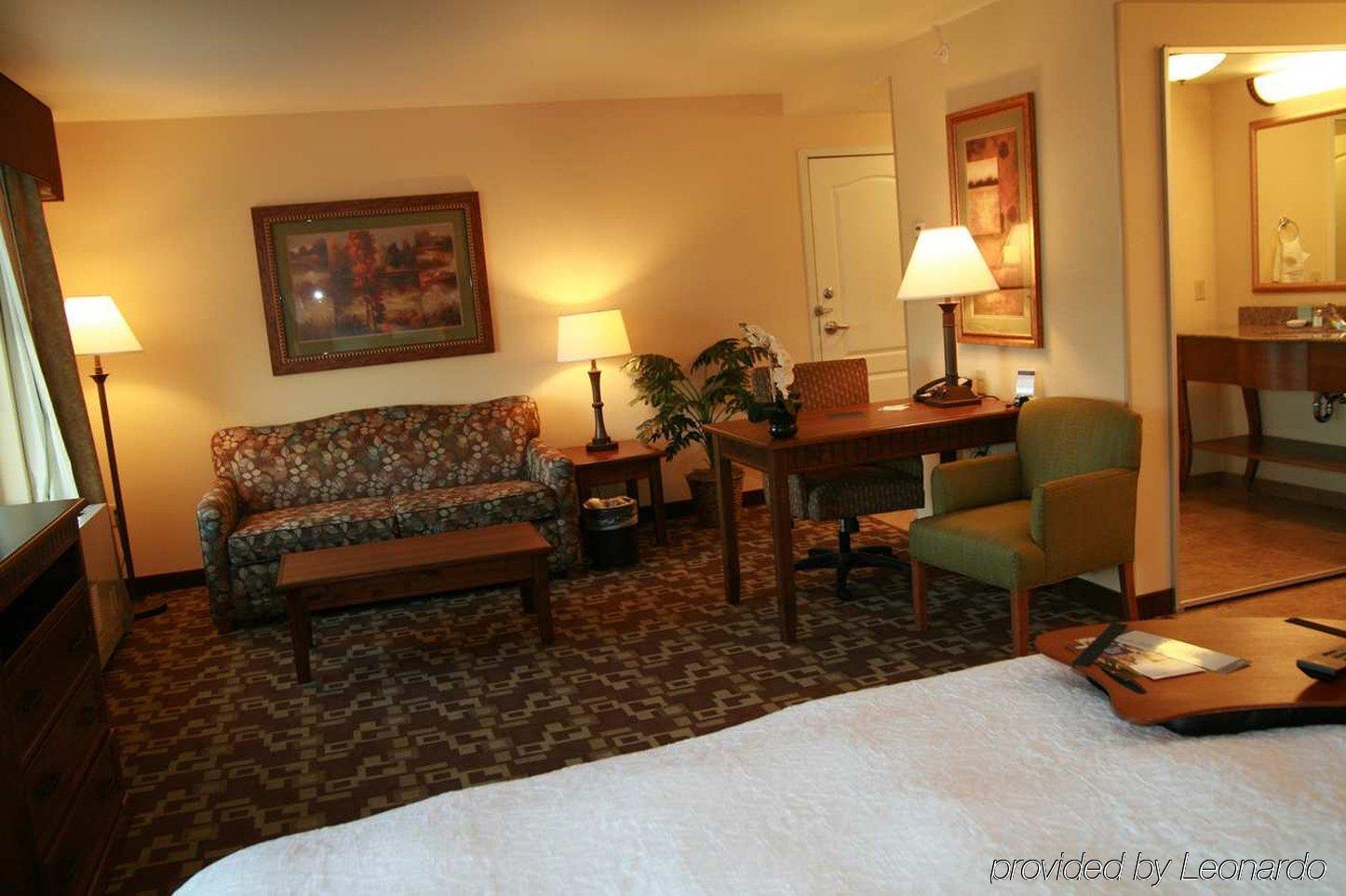 Hampton Inn & Suites Fairbanks Rom bilde