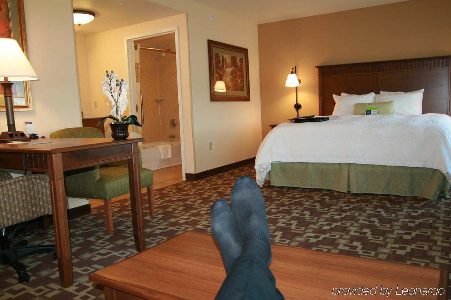 Hampton Inn & Suites Fairbanks Rom bilde